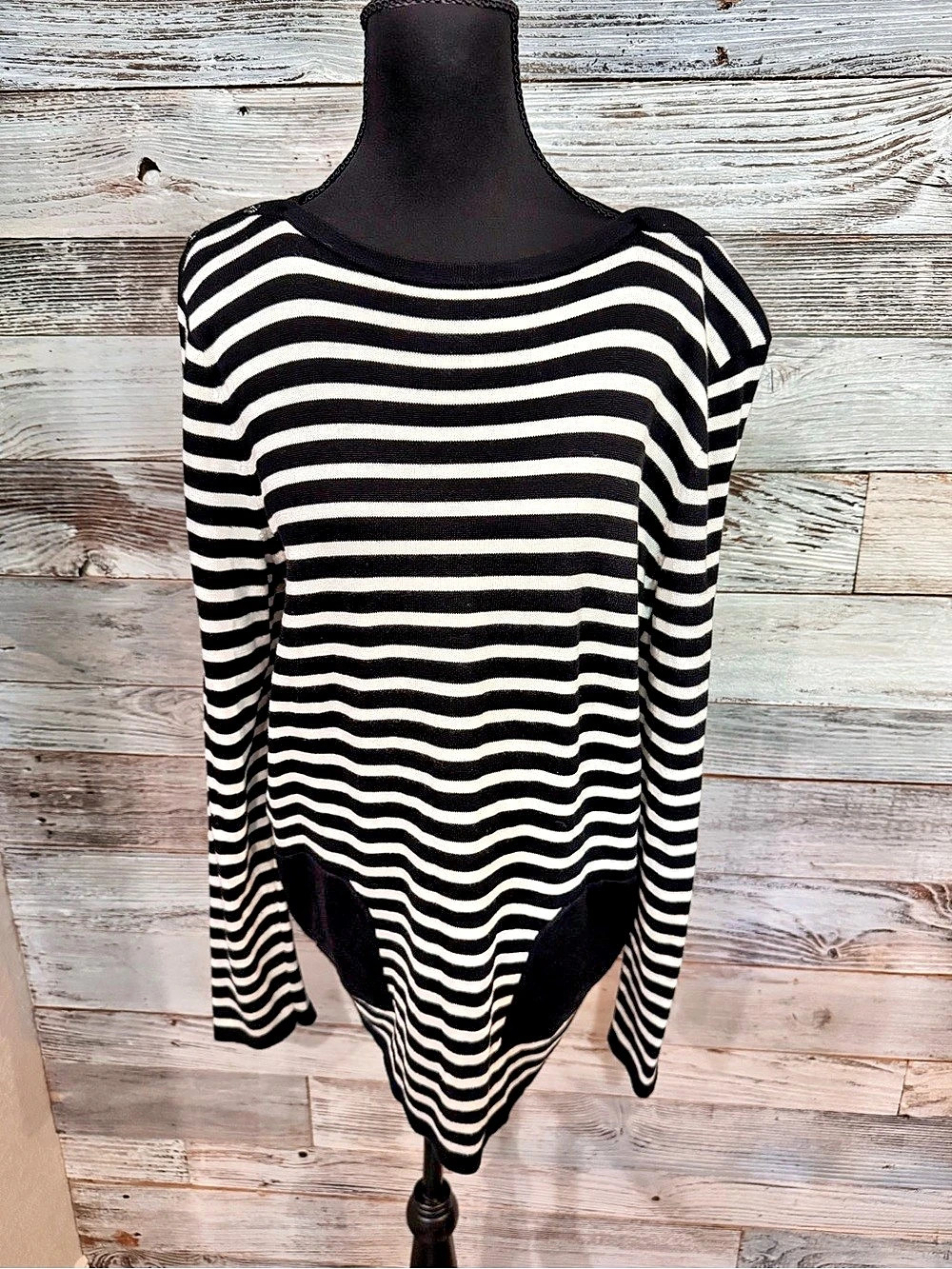 Jones New York Black & White Striped Sweater with Pockets Size XL